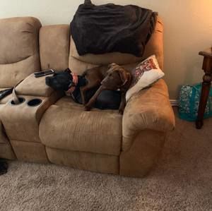 Meet your Posher, Aiden